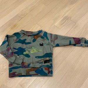 Munster Camo sweatshirt with monkey holes